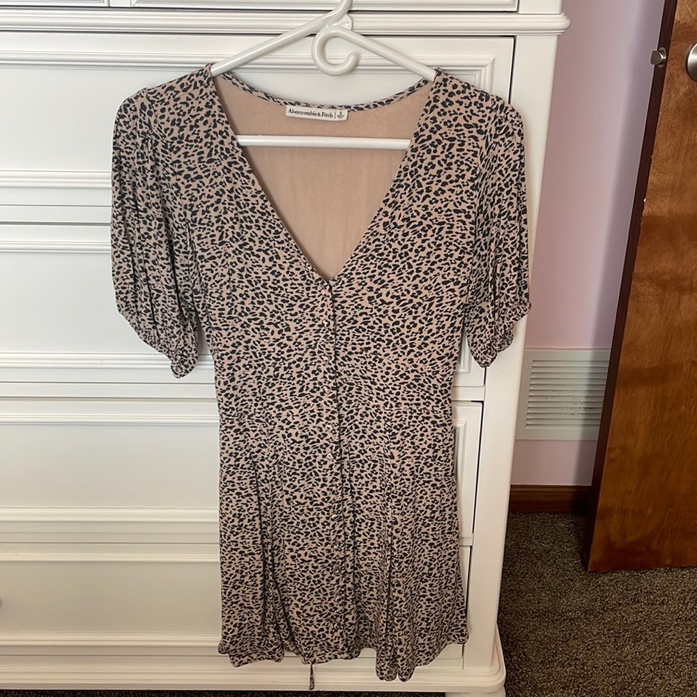 Leopard print button down dress, size Small (Abercrombie)